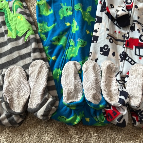 Carters bundle toddler fleece footie pjs - Picture 3 of 3